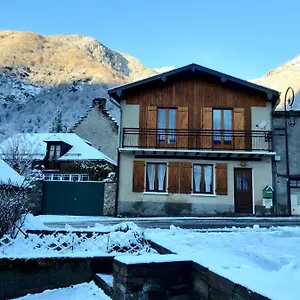 https://maison-des-trois-ormeaux.midi-pyreneeshotels.com
